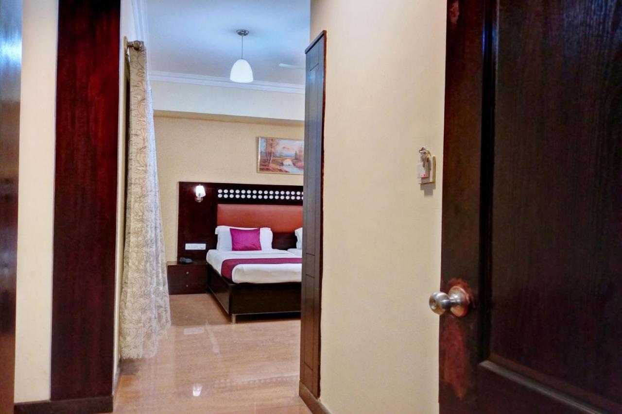 Oyo 10437 Hotel Hibiscus Inn Bangalore Ngoại thất bức ảnh